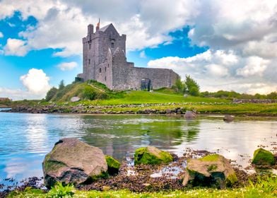 Dunguaire Castle