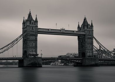 90 seconds of Tower Bridge