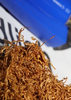 Albanian rolling tobacco