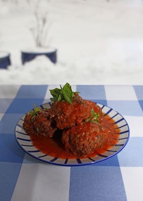 Meatballs with sauce macro