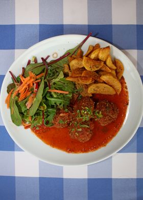 Greek meatballs with sauce