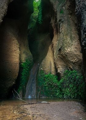 Waterfall of green One