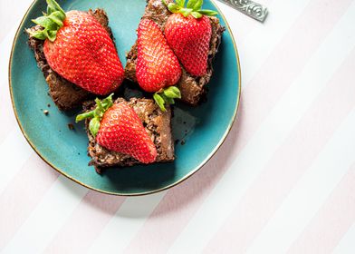 Brownie with strawberries