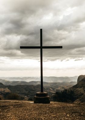 Peaceful Cross Quiet Mount