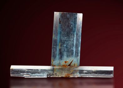 aquamarine mineral stone