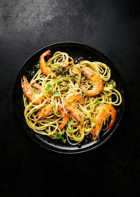 Spaghetti pesto shrimp