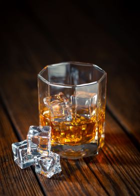 Glass Whiskey 08