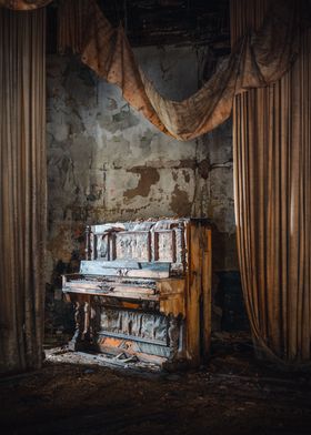 Piano on Stage