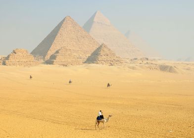 PYRAMIDS OF GIZA EGYPT