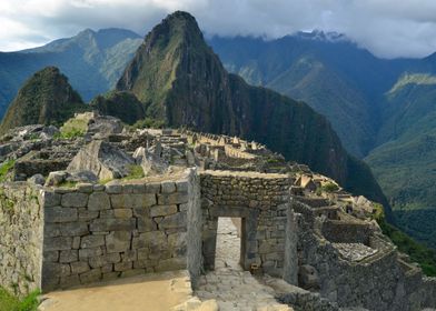 Gate to Machu Picchu 