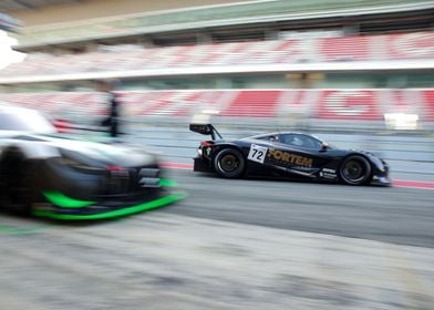 McLaren PitLane