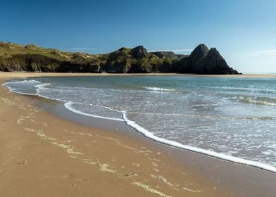 Dramatic Three Cliffs Bay