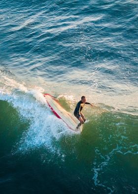 Hang Ten Surfer