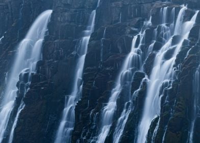 Smooth cascade waterfall