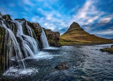 Kirkjufell Mountain