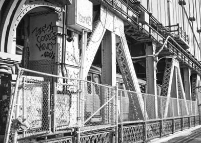 Manhattan Bridge Train