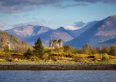 A castle and the mountains