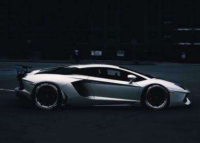 LAMBORGHINI