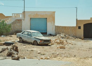 Abandoned car