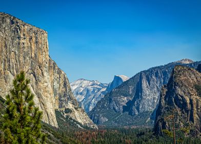 Tunnel View of El Capitan