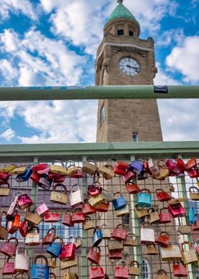 Love locks