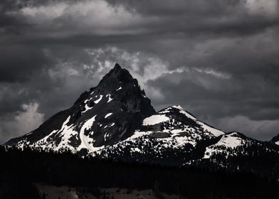 Diamond Peak Mountains 