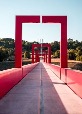 Red bridge of 12 columns