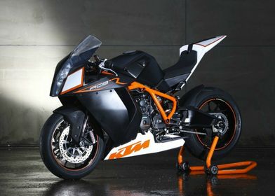 KTM 