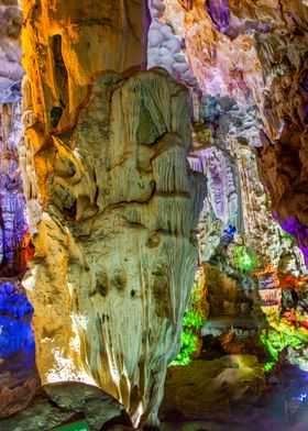 Amazing stalactites