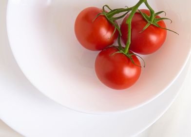 red tomato plate