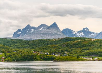 Powerful mountains