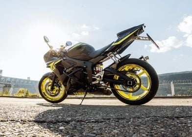 Yamaha YZF R6