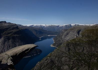 Trolltunga mountain view