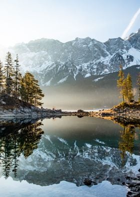 Eibsee sunrise reflection