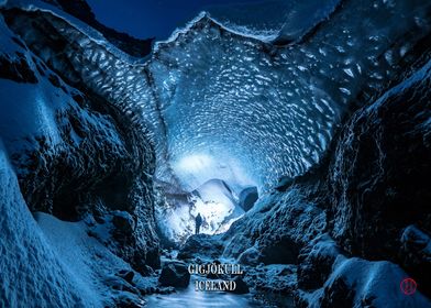 Gigjkull Ice Cave