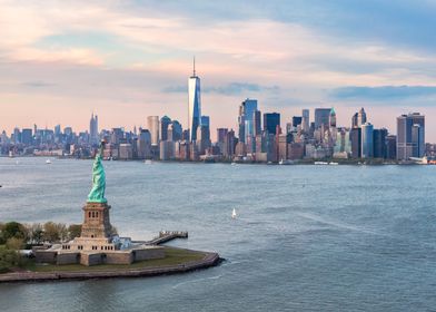 Statue of Liberty skyline