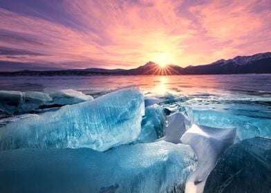 Abraham Lake Canada Travel