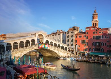 Rialto bridge with gondola