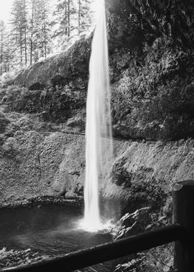 Oregon Waterfall Photo PNW