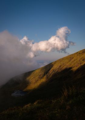 Scenic mountain cloud