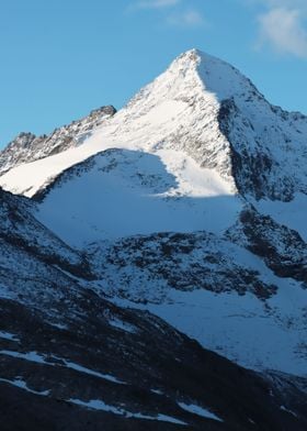 SNOW MOUNTAINS