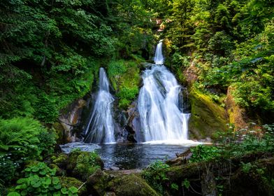 Cascade waterfalls 