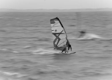 Full speed windsurfing