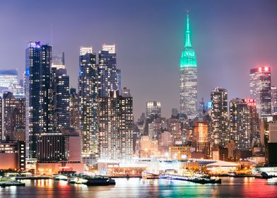 Manhattan skyline at night