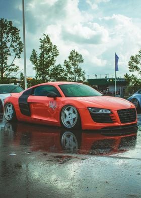 Audi R8