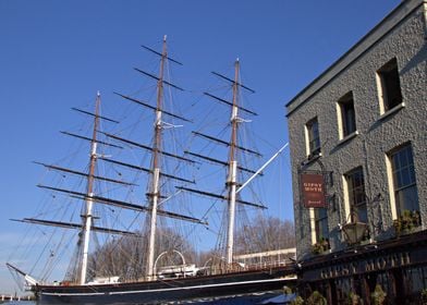 Cutty Sark and Gipsy Moth