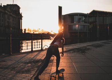 City Skater Girl