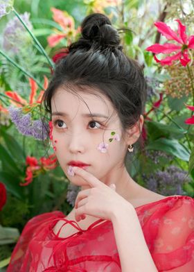 iu in red