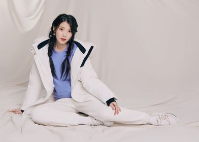 iu in jacket