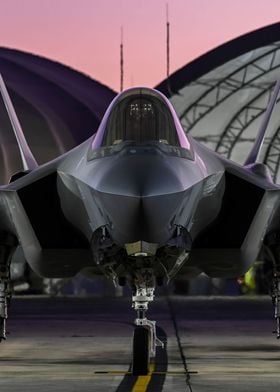 F35